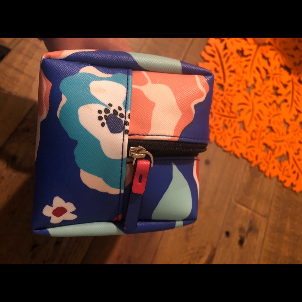 Kate Spade bag - Picture 5 of 9